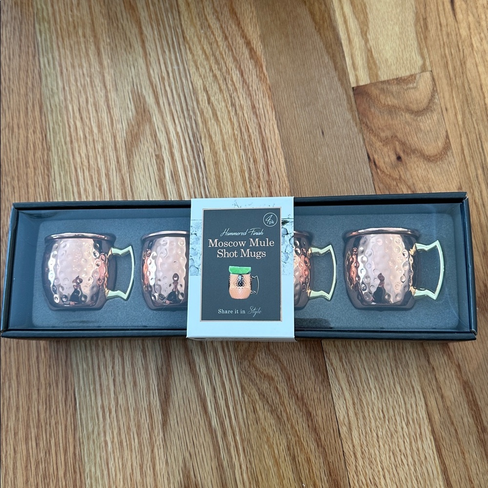 New 4 pack Moscow Mule shot mugs hammered shiny finish